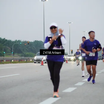 Runner Photo 7324009