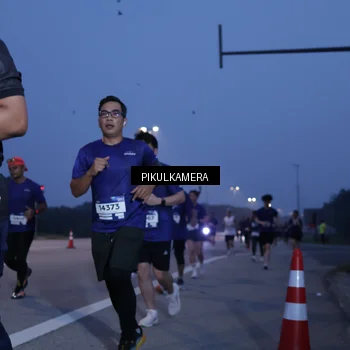 Runner Photo 7324035