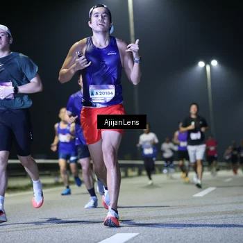 Runner Photo 7324037