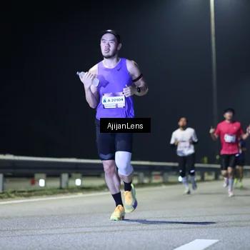 Runner Photo 7324038