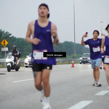 Runner Photo 7324048