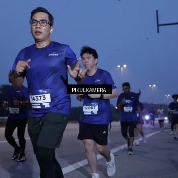 Runner Photo 7324069