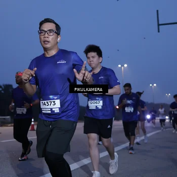 Runner Photo 7324079