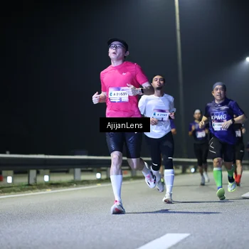 Runner Photo 7324102