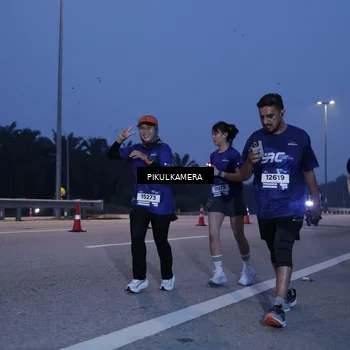 Runner Photo 7324117