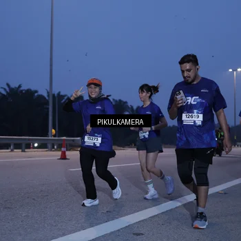 Runner Photo 7324141