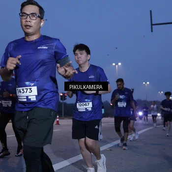 Runner Photo 7324150