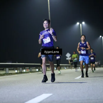 Runner Photo 7324291