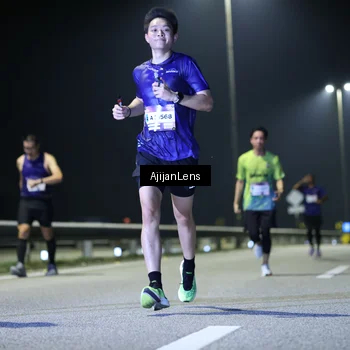Runner Photo 7324381