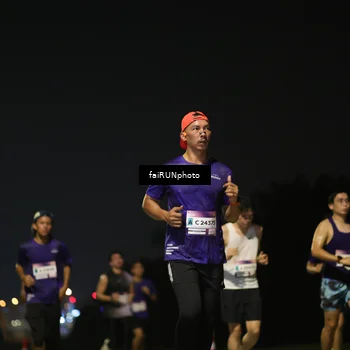 Runner Photo 7324386