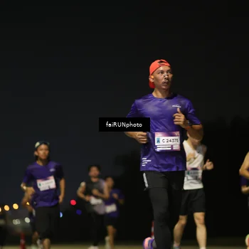 Runner Photo 7324388