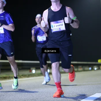 Runner Photo 7324395