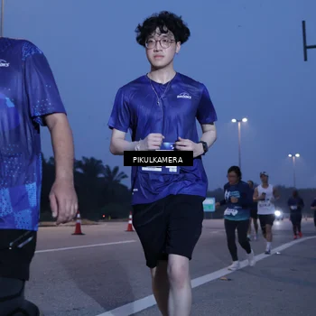 Runner Photo 7324433