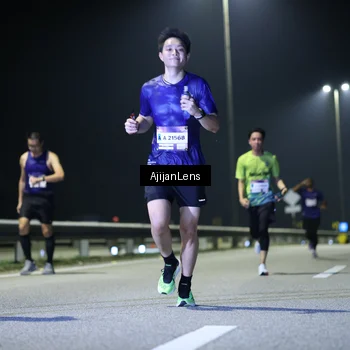 Runner Photo 7324437