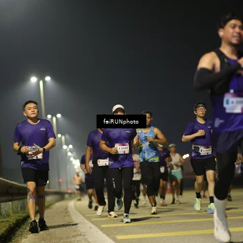 Runner Photo 7324477