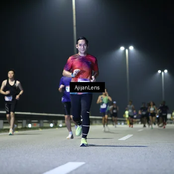 Runner Photo 7324503