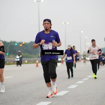 Runner Photo 7324526