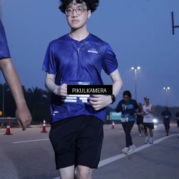 Runner Photo 7324558