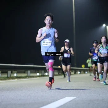 Runner Photo 7324595