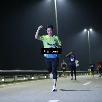 Runner Photo 7324630