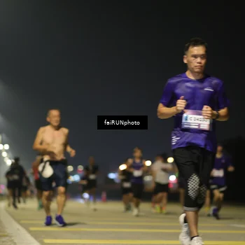 Runner Photo 7324631