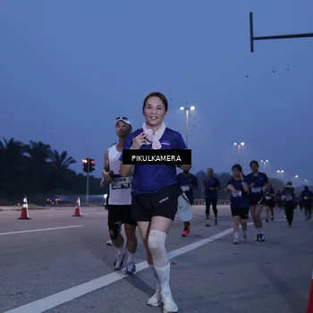 Runner Photo 7324654