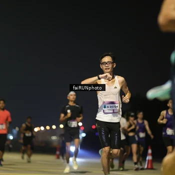 Runner Photo 7324668