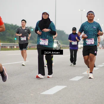 Runner Photo 7324679