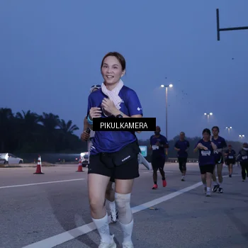 Runner Photo 7324728
