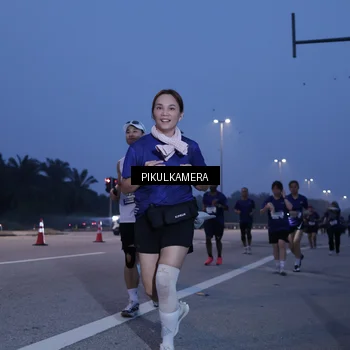 Runner Photo 7324730