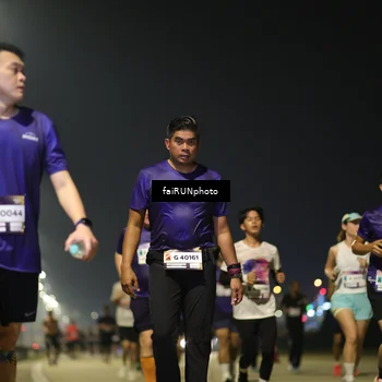 Runner Photo 7324744