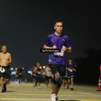 Runner Photo 7324756