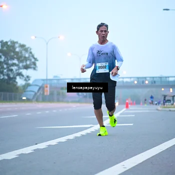 Runner Photo 7324758