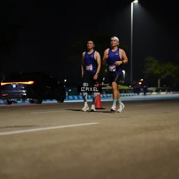 Runner Photo 7324762