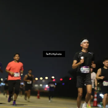 Runner Photo 7324764