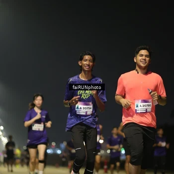 Runner Photo 7324769
