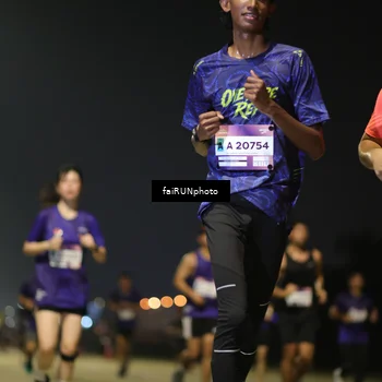 Runner Photo 7324775
