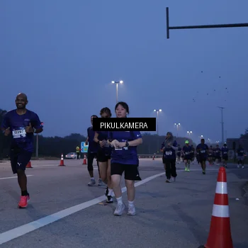 Runner Photo 7324782