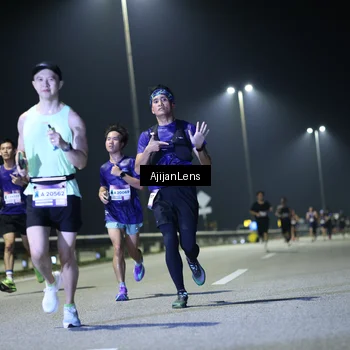 Runner Photo 7324790