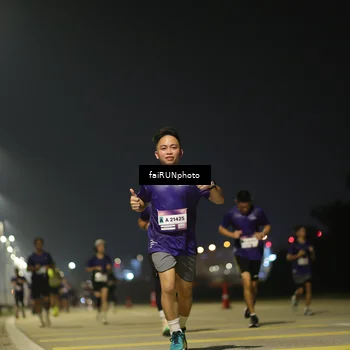 Runner Photo 7324792