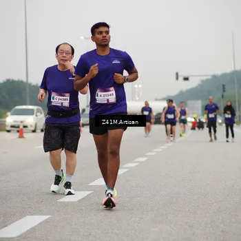 Runner Photo 7324875