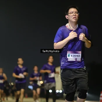 Runner Photo 7324903
