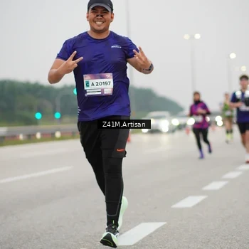 Runner Photo 7324910