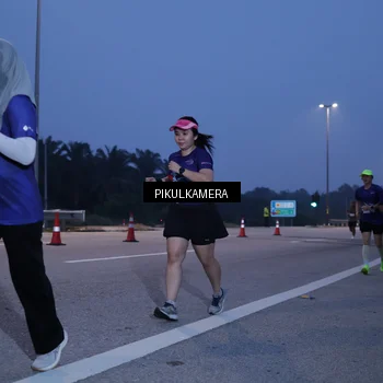 Runner Photo 7324950