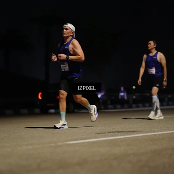 Runner Photo 7324952
