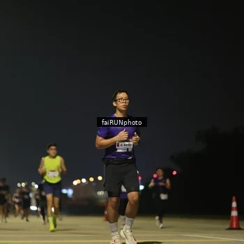 Runner Photo 7324993