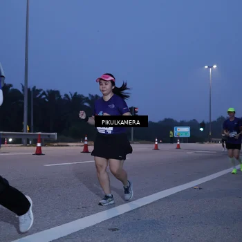 Runner Photo 7324998