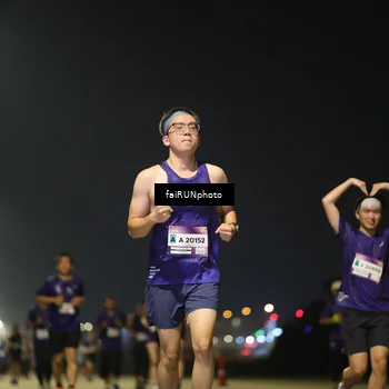 Runner Photo 7325003
