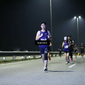 Runner Photo 7325005