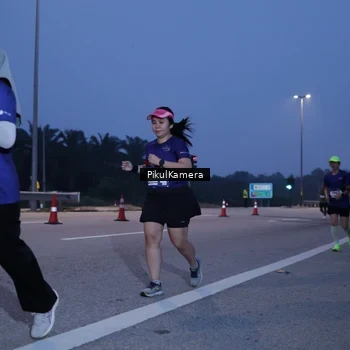 Runner Photo 7325008